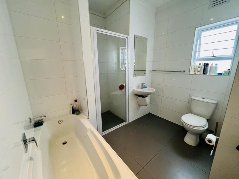 3 Bedroom Property for Sale in Pinehurst Western Cape